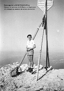 J. Pierre Esclapez au sommet de cla Dent de Crolles